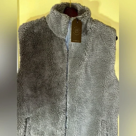 Janice Apparel NWT Ladies Sherpa Vest Grey One Size Fits Most - Picture 6 of 9